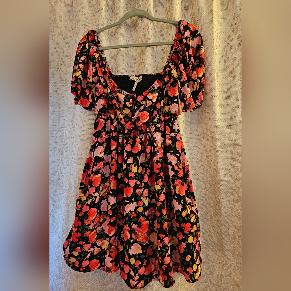 BCBGeneration Women's Puff-Sleeve Babydoll Dress - Watercolor Wildflower. Size 2